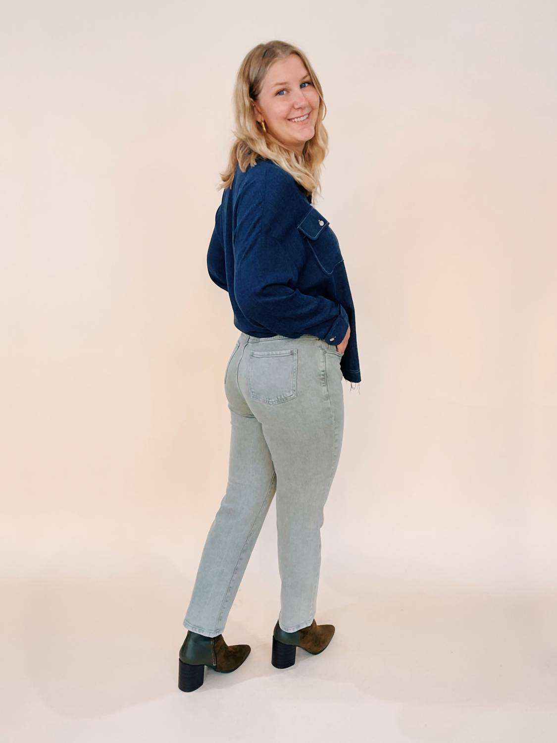 Fdj - Olivia Mid Rise Straight Jeans