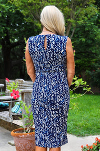 Delicate Leaves Sleeveless Crew Neck Belted Sheath Dress
