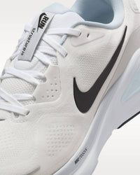 Nike - Men's Structure 26 Road Running Shoes