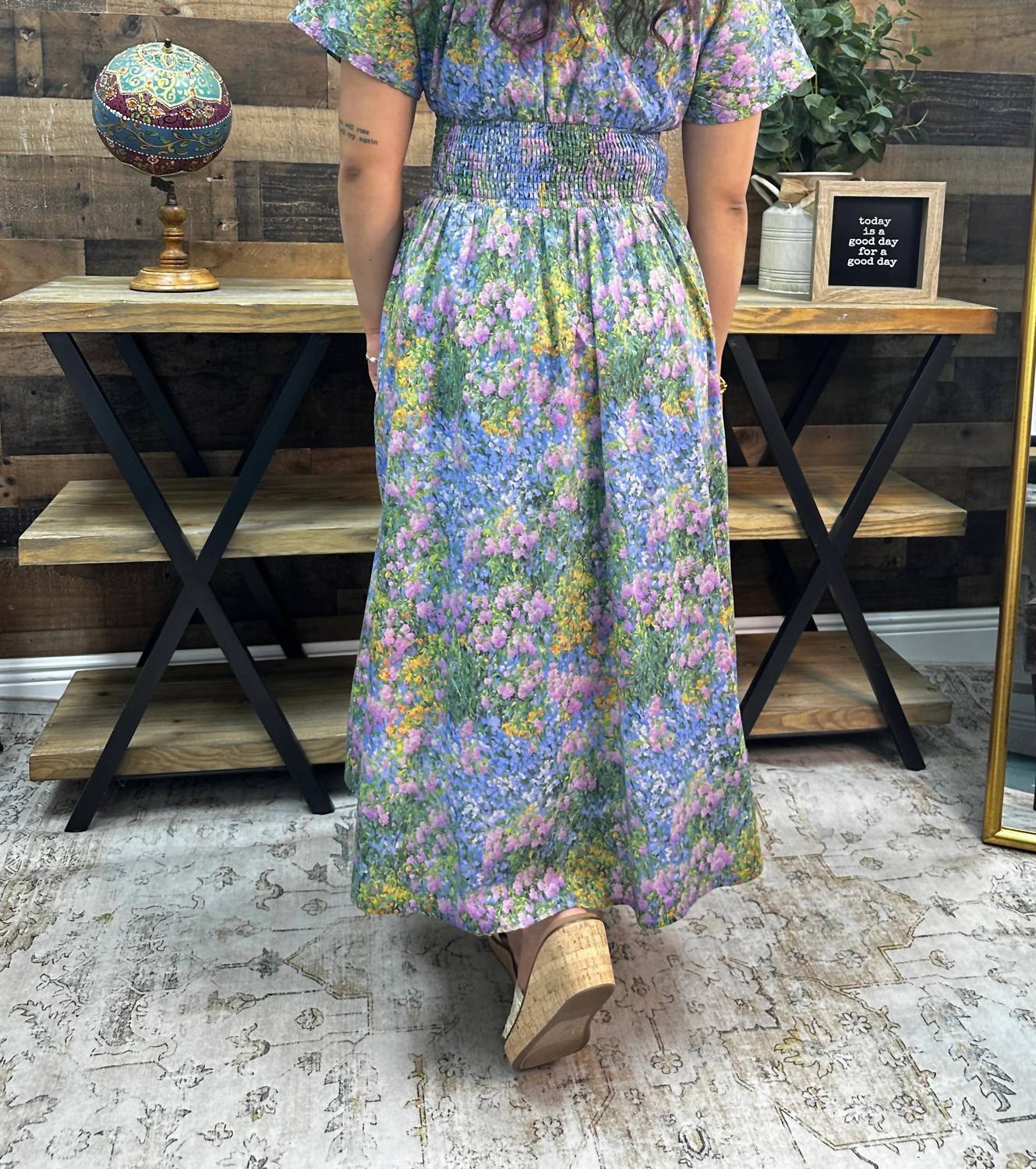 Entro - Bloom Elastic Waist Zip Midi Dress
