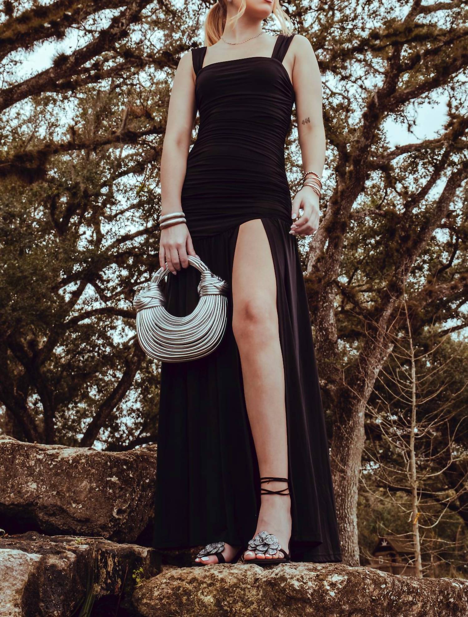 Art & Love Usa - Sleeveless Solid Ruched Maxi Dress