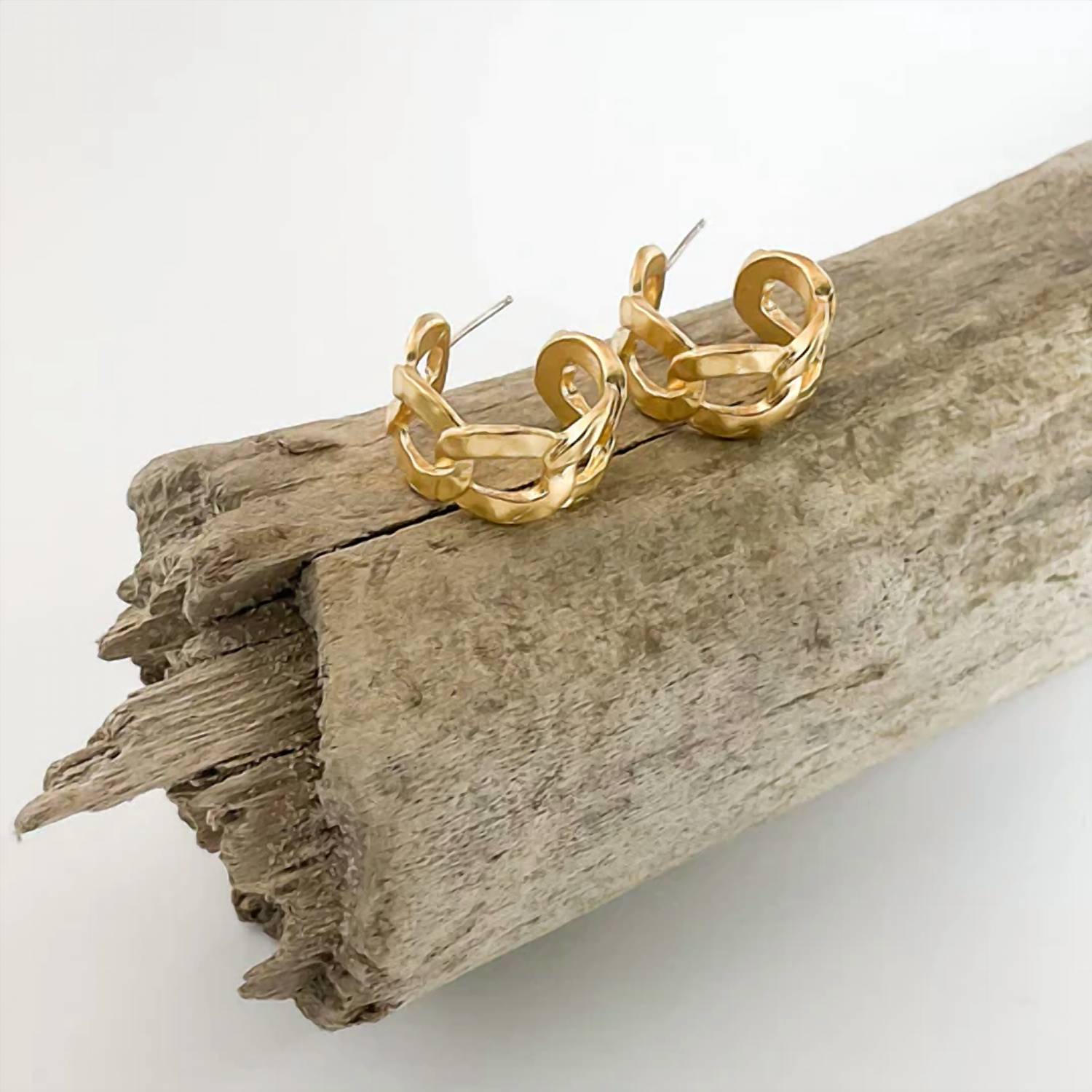 Virtue Jewelry Design - Women's Small Chain Link Hoop Earrings