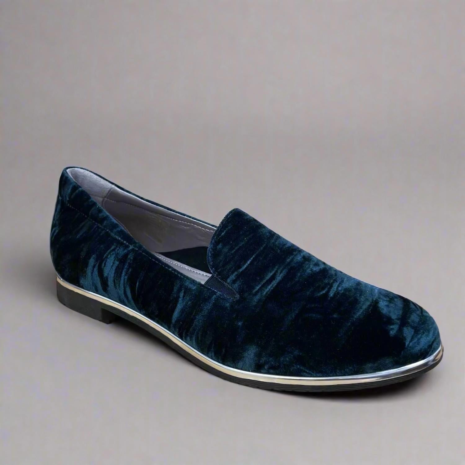 Bella Comforto Women's Jo Loafer in petrol - women's flats - detail view