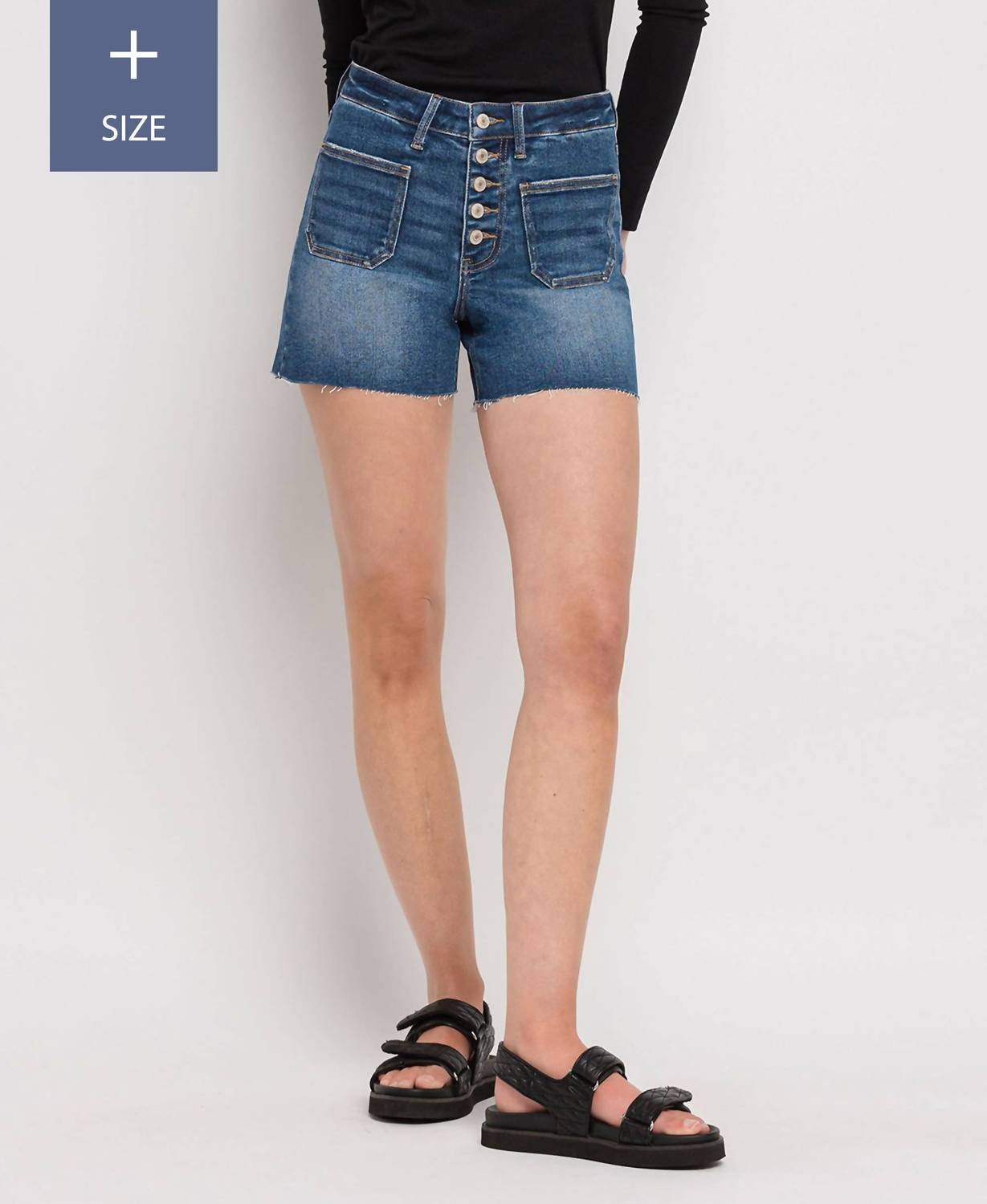 Lovervet - Patch Pocket Shorts - Plus