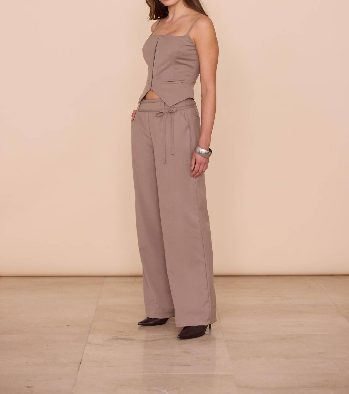 Sovere - Alert Fitted Top