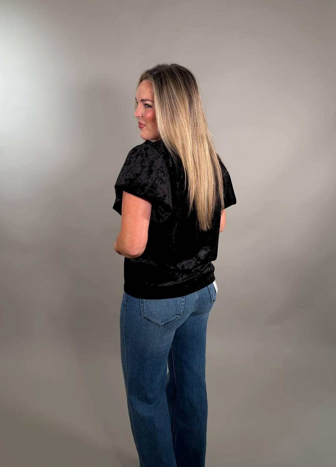 Ivy Jane - Flutter Sleeve Velvet Top