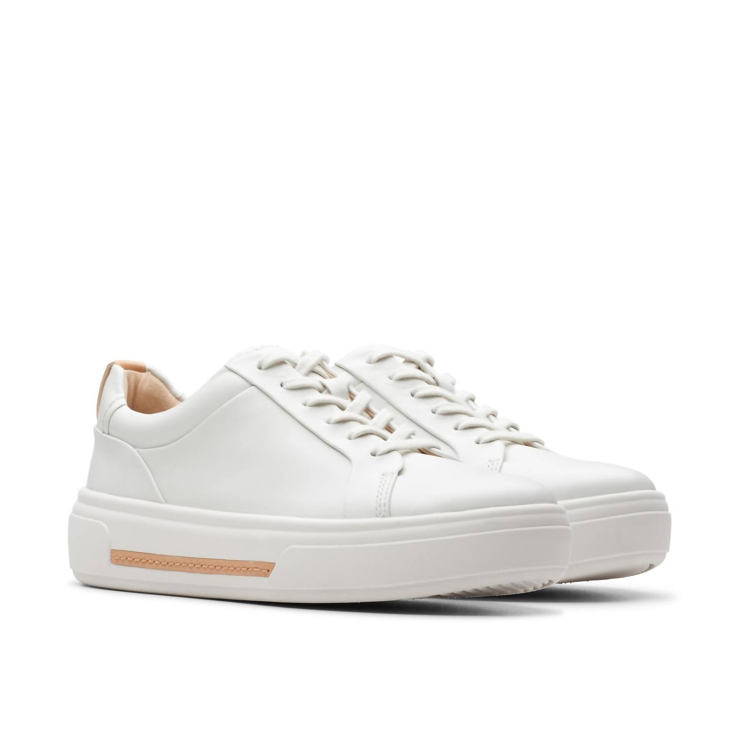 Clarks - Women's Hollyhock Walk Leather Sneaker