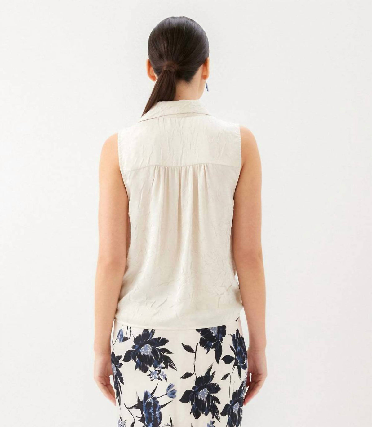 Karen Kane - Sleeveless Tie-Front Top