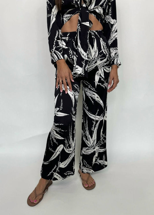 Kld. Signature - Satin Wide Leg Pants