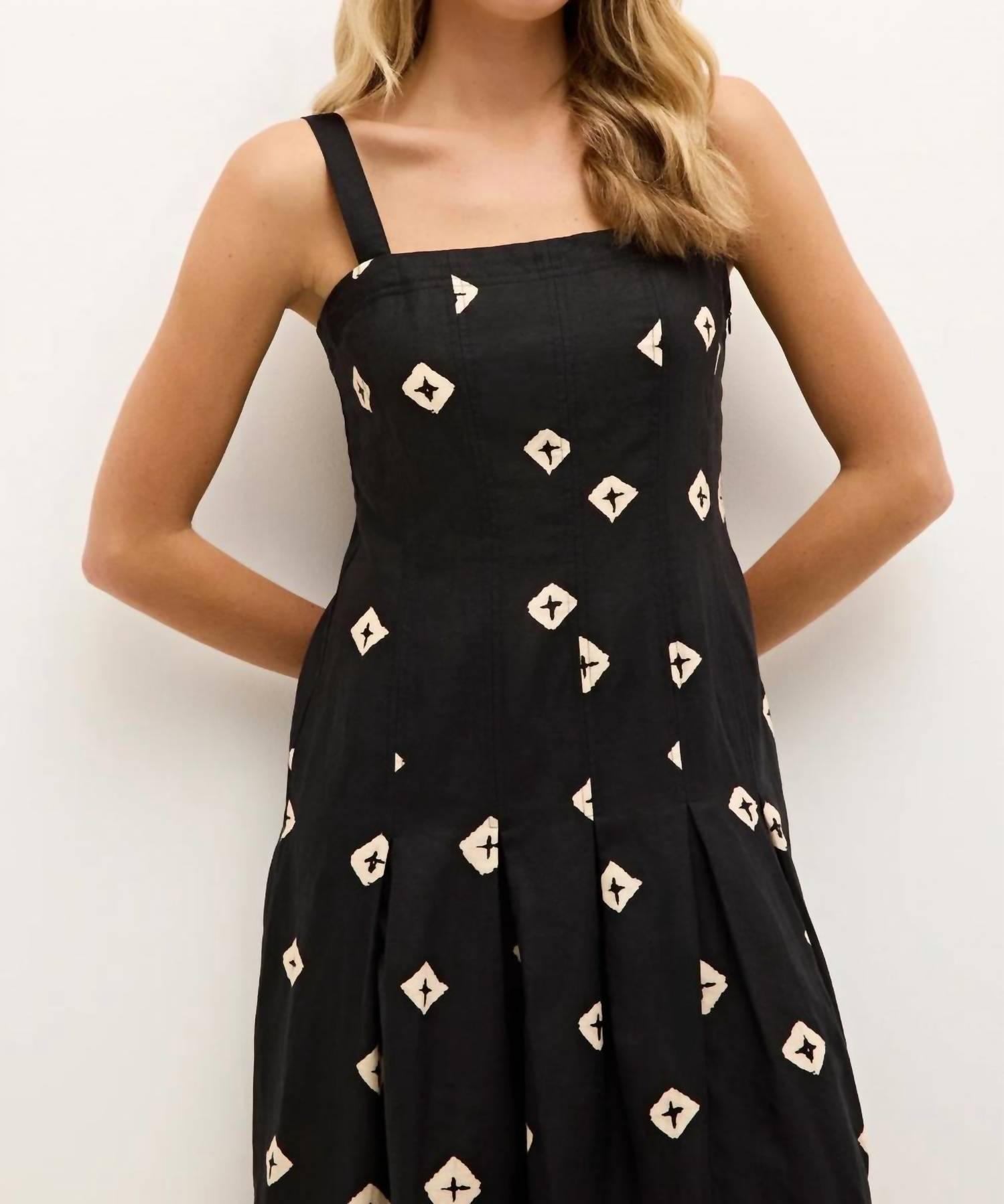 Marie Oliver - Dixon Dress