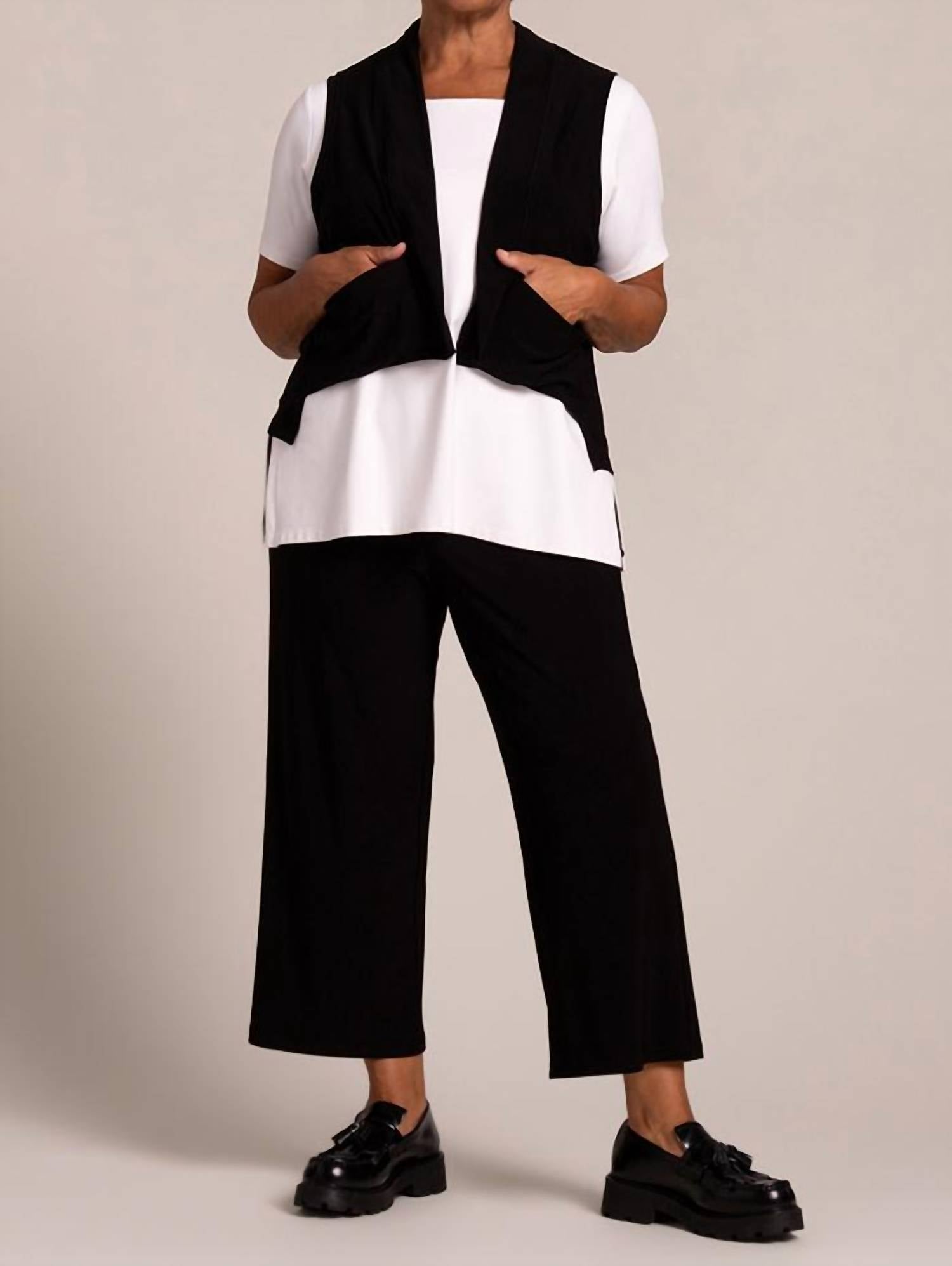 Sympli - Women's Cropped Core Vest