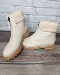 Oasis Society - Women's Walk In The Park Booties