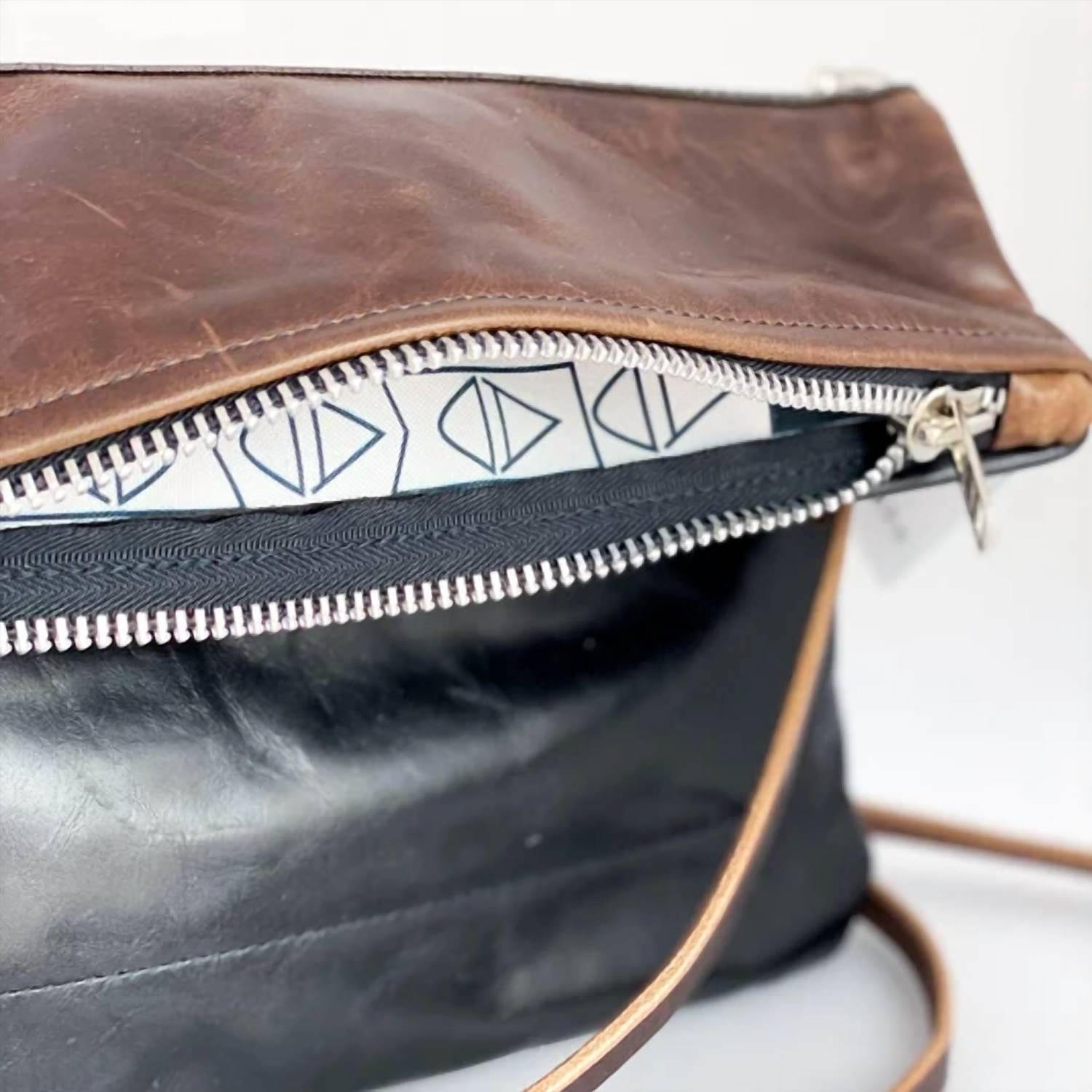 Alexis Drake - Women's Eva Crossbody Bag And Clutches