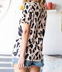 Shiying Fashion - Leopard Cut Out Short Sleeve Top