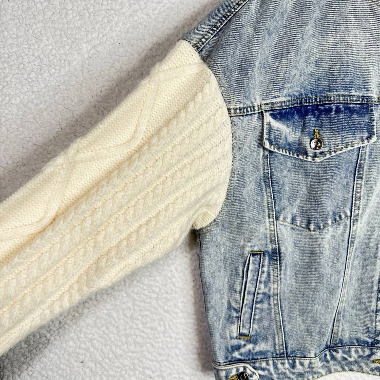 Elan - Women's Denim Jacket With Hood