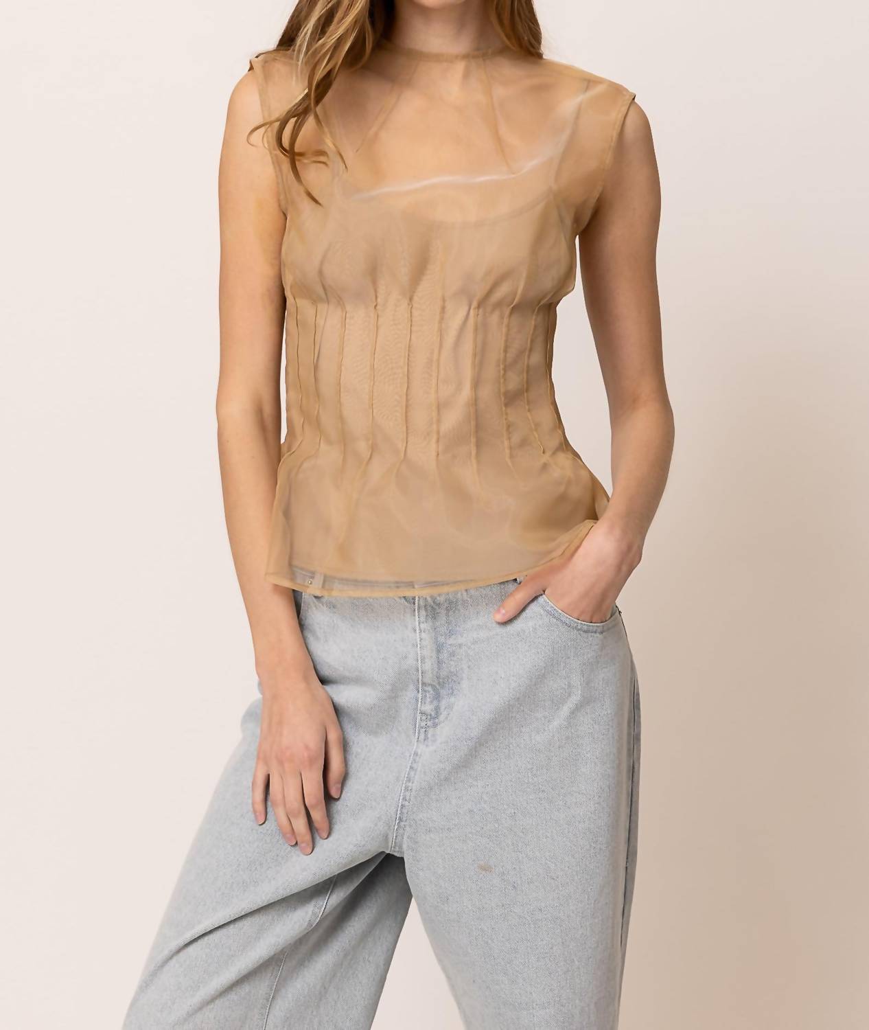 Line And Dot - Elfreda Sleeveless Top