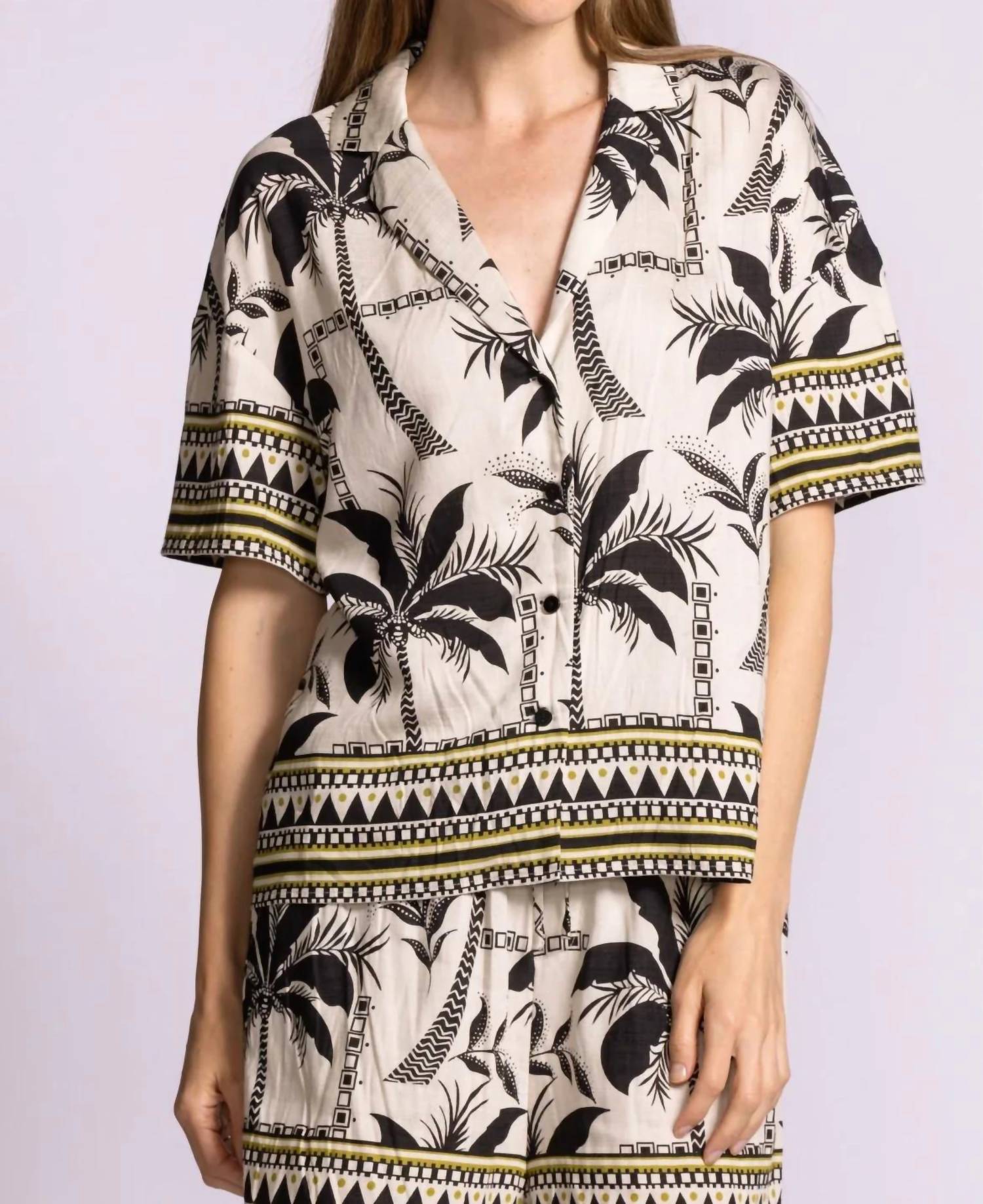 Pink Martini - Ramona Short-sleeve Button-down Shirt