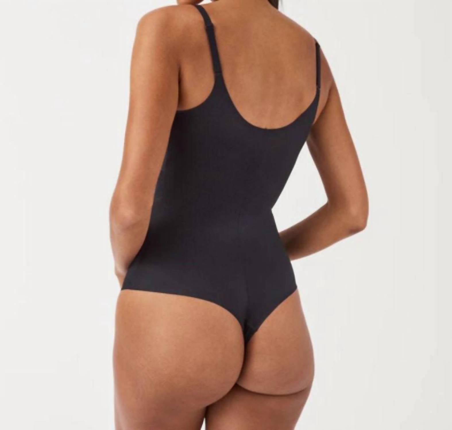 Spanx - Cami Thong Bodysuit