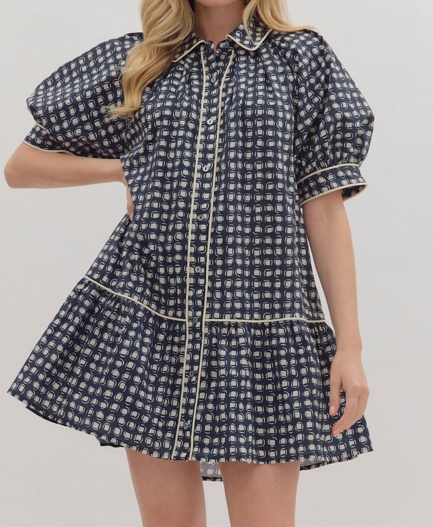 Entro - Buttoned Detailed Geometric Mini Dress