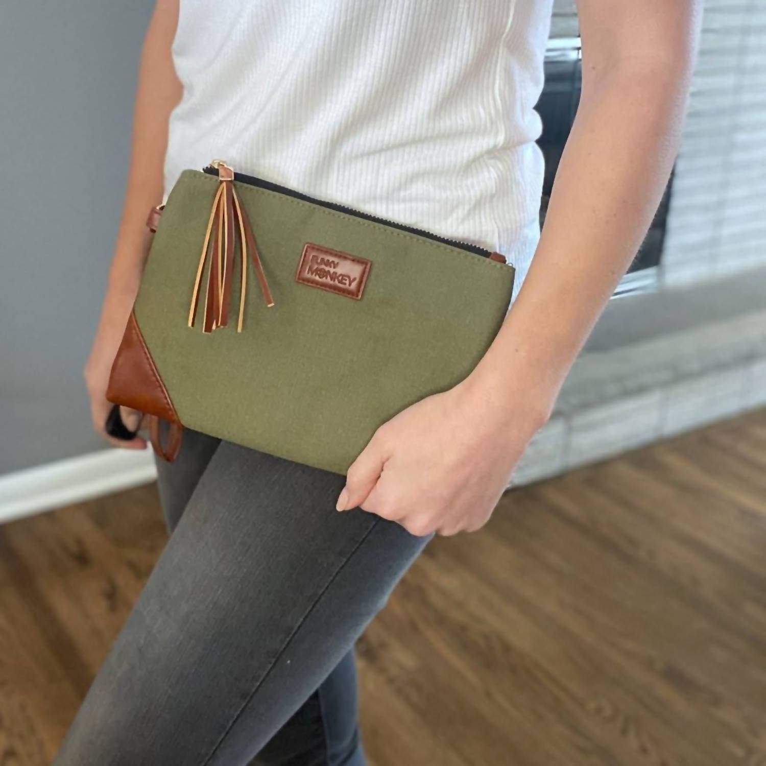 Funky Monkey - Women's Check Lined Wristlet