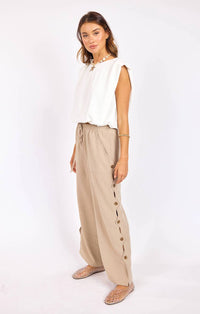 Sadie & Sage - Natural Roots Button Pants