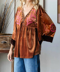 Veveret - Vintage Embroidery Patch Velvet Top