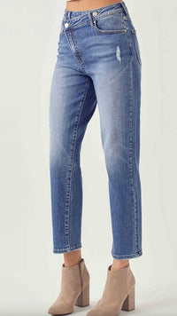 Risen - High Waisted Cross Over Jeans