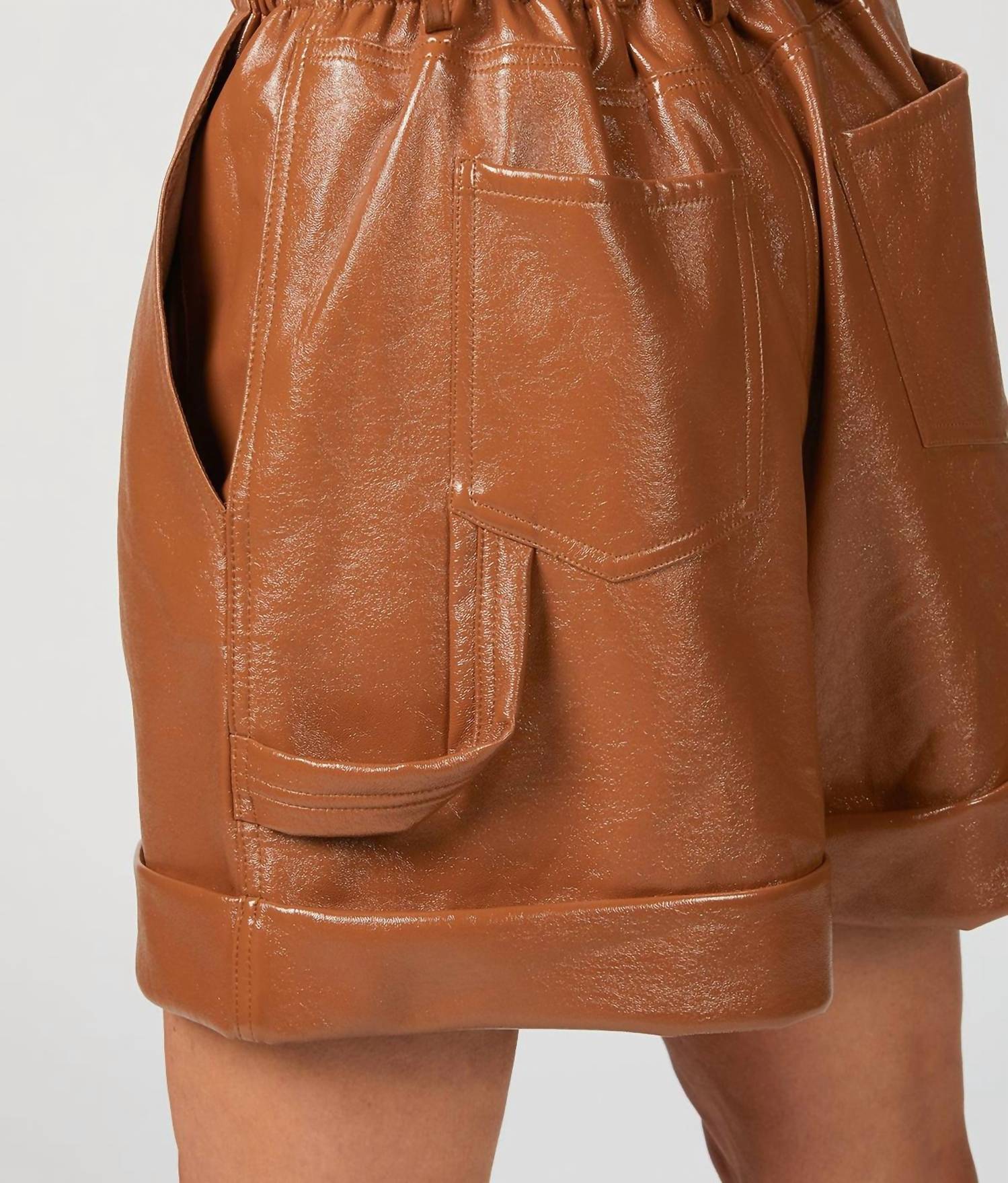 PEARL SHORT