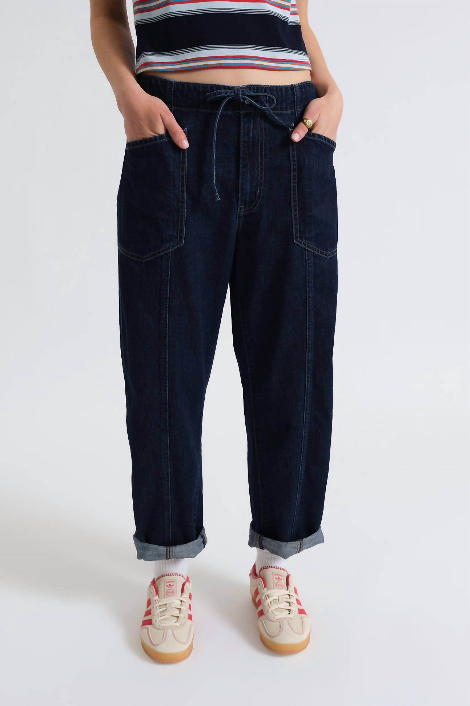 DAZE Villa Drawstring Barrel Jeans in blue mood - women's jeans - detail view