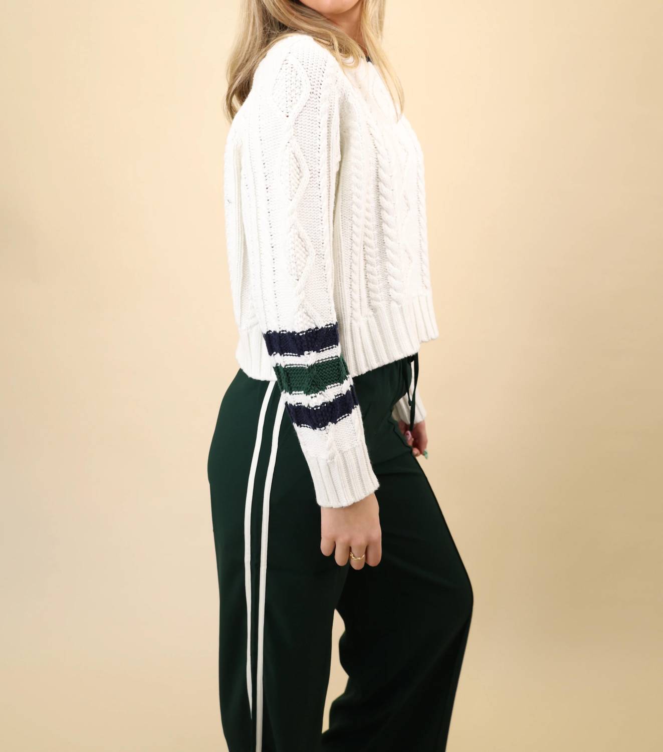 Sundry - Women's Chunky Cableknit Sweater