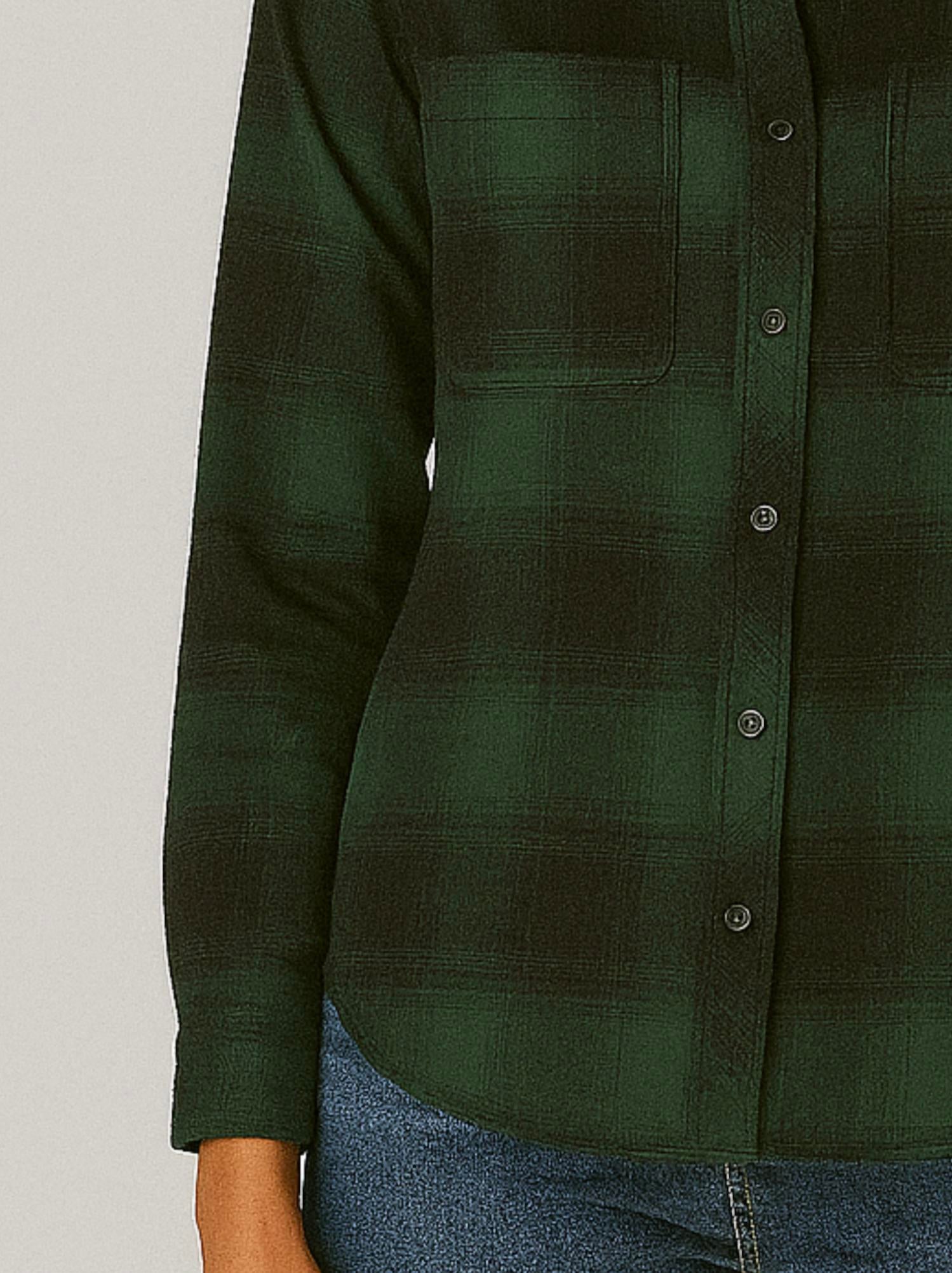 Beachlunchlounge Elly Long Sleeve Top in deep evergreen - women's shirt - detail view