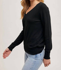 Bluivy - V-neck Knit Long Sleeve Sweater