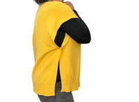 Made In Italy - Sleeveless throw over sweater top
