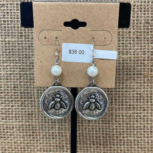 Maryna Jewelry - Bee/Pearl Coin Earrings