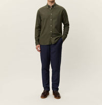 Les Deux Desert Regular Long Sleeve Shirt in olive night - men's shirt
