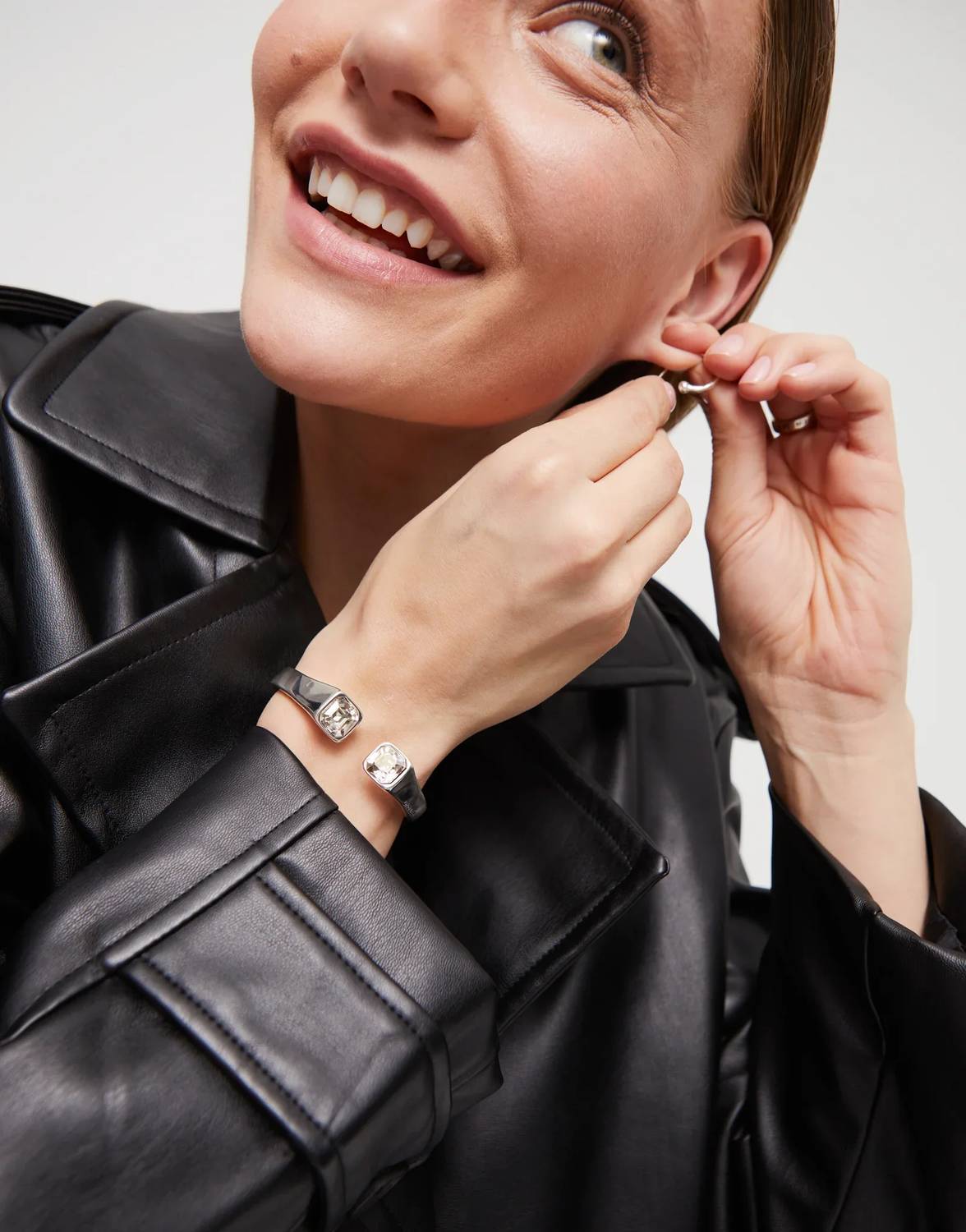 Unode50 - Women's Ser Sin Complejos Rigid Bracelet