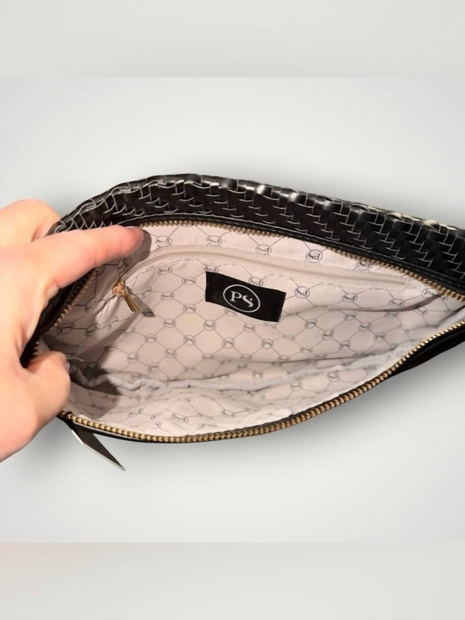 Pretty Simple - Women's Westlyn Diagonal Woven Bum Bag