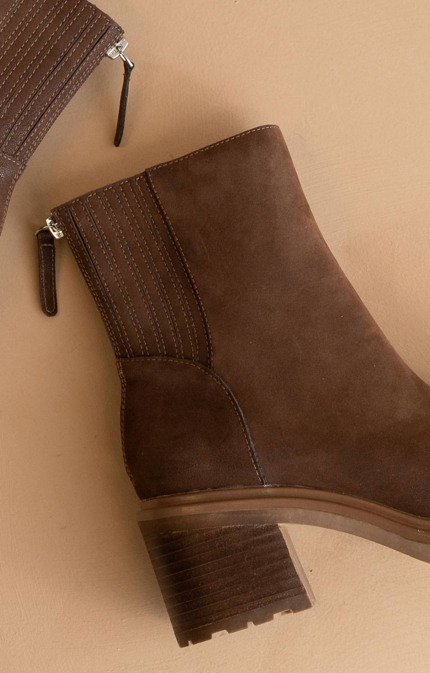 Oasis Society - Women's Megan Lug Chelsea Boots