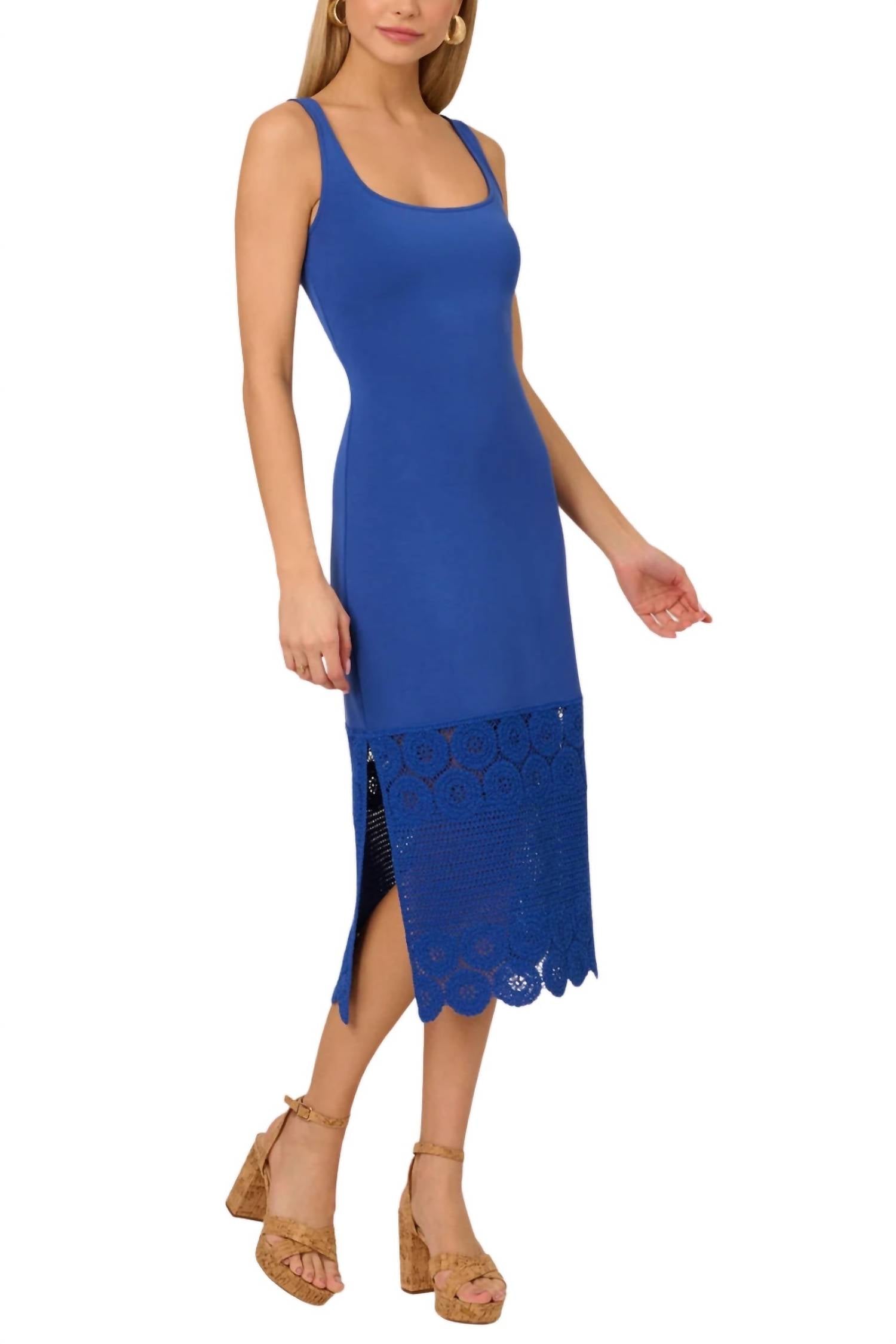 Adrianna Papell - Scoop Neck Tank Straps Fitted Sheath Dress