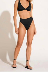 Vitamin A - Barcelona Bottom