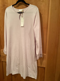 Salua - Women's Long Sleeve Gown