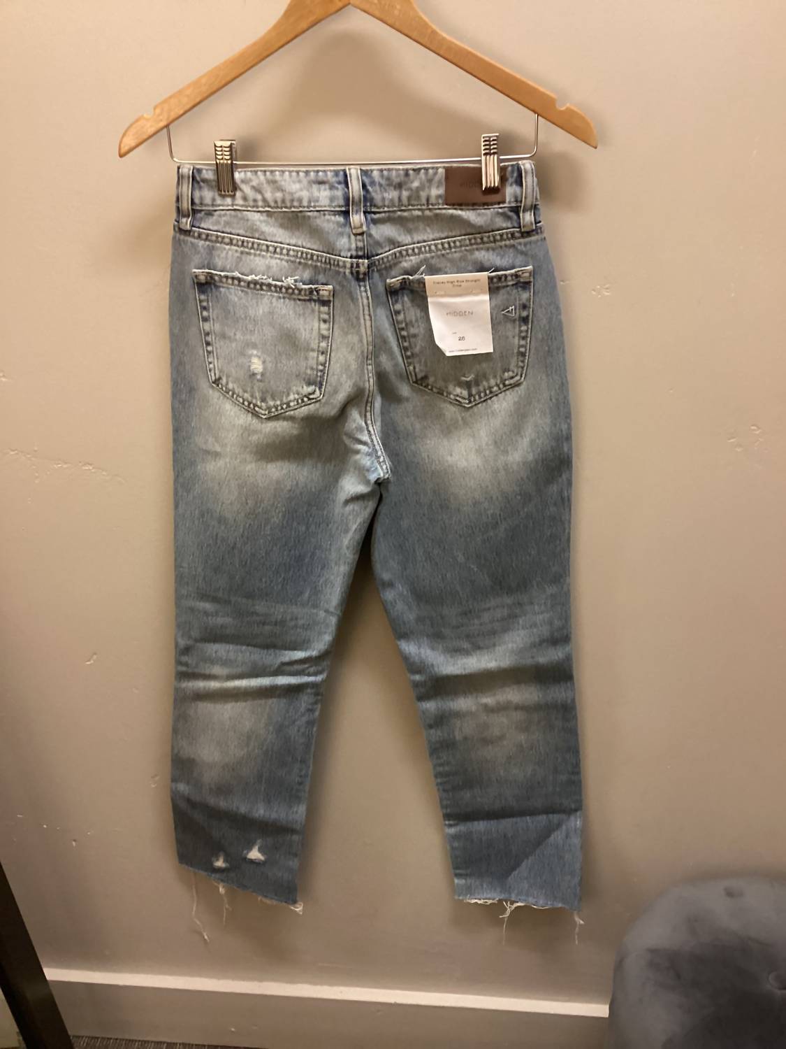 Hidden - Tracey Distressed Straight Jean