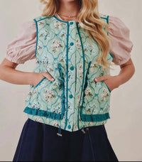 Listicle - Floral Fields Quilted Vest