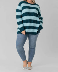 De Loreta - Oma Stripe Long Sleeve Sweater - Plus