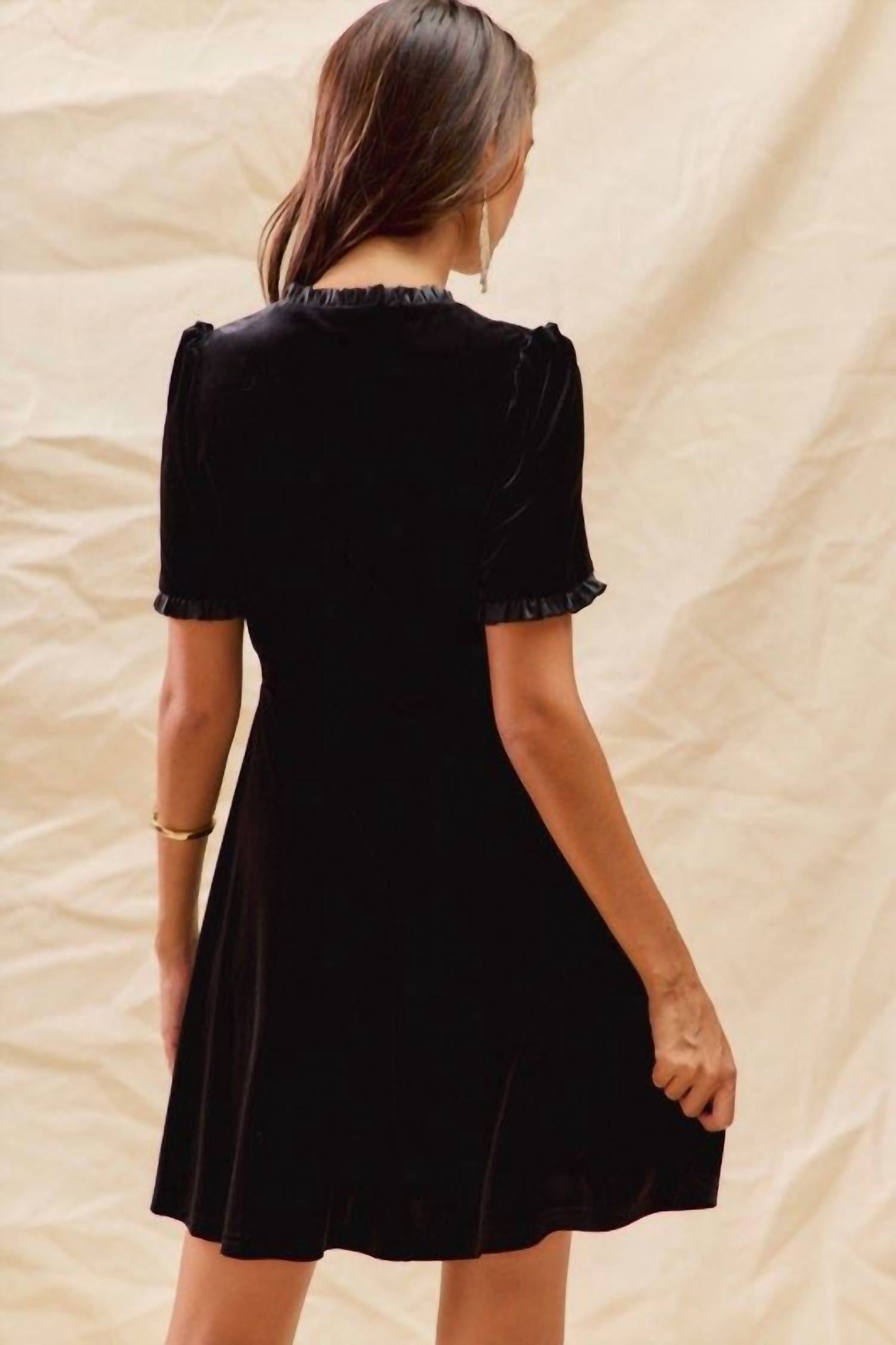 So Me - Christmas Holiday Ruffled Mini Dress