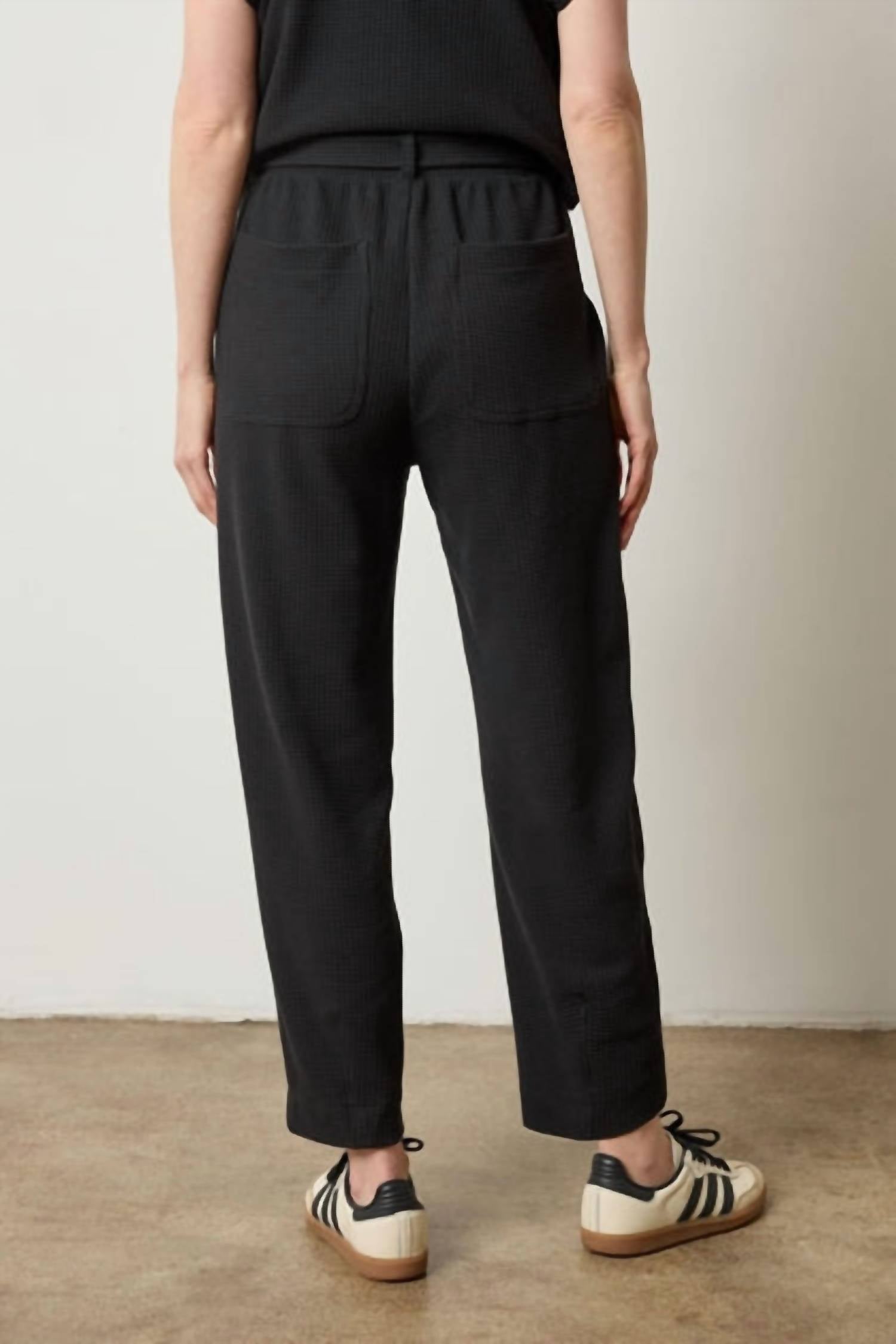 Lilla P - Textured Belted Sweatpants