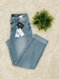 Judy Blue - Mid Rise V-front Cuff Boyfriend Cool Denim Jeans