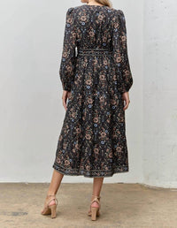 Polagram - Printed Floral V-neck Midi Dress - Plus