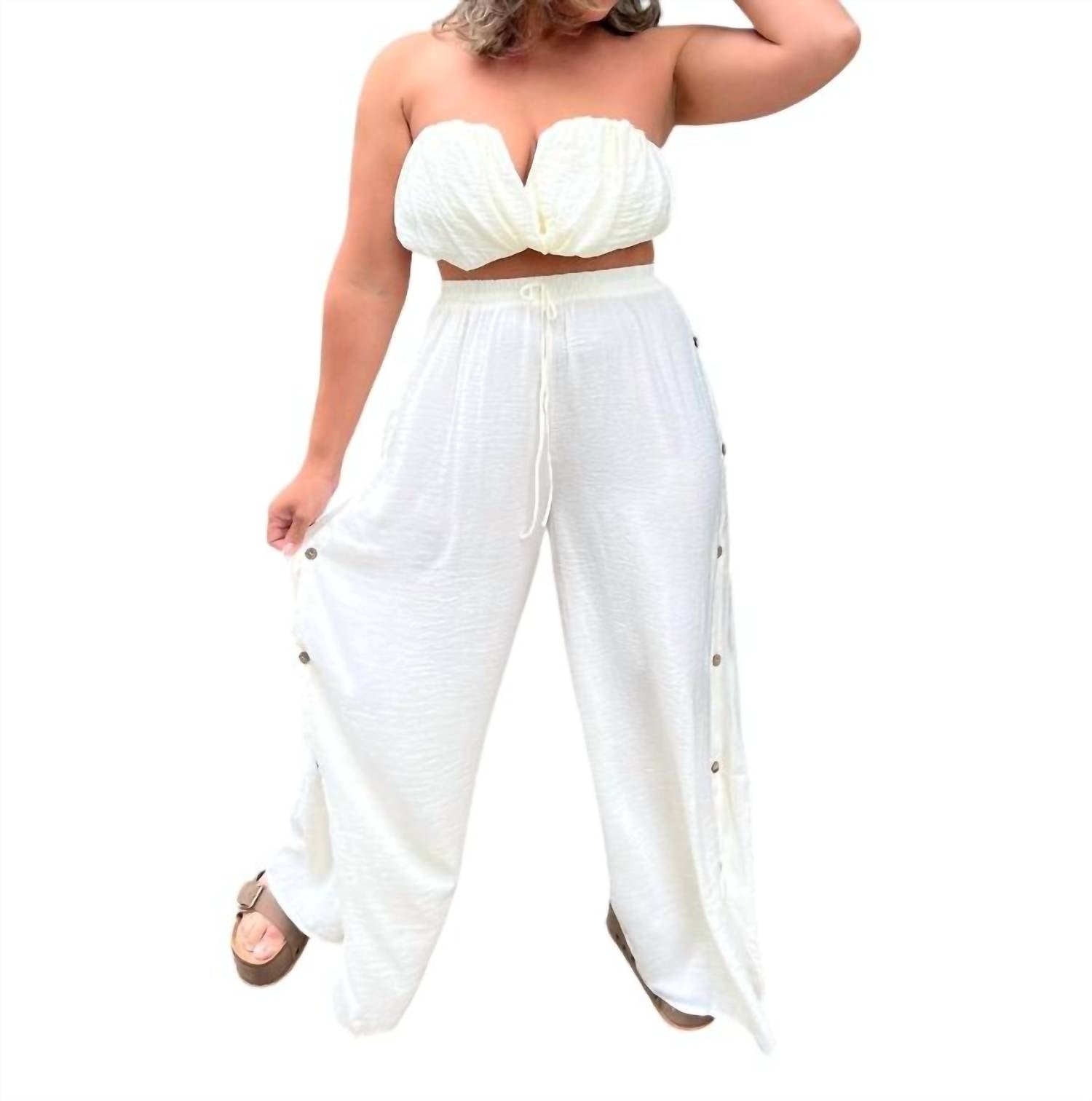 HYFVE Silky Soft Seashell Set in cream - women's sleepwear