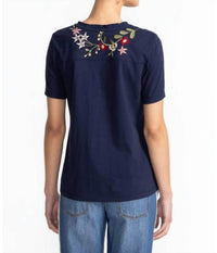 Johnny Was - V‑NECK SHORT SLEEVE TEE NICOLETTE